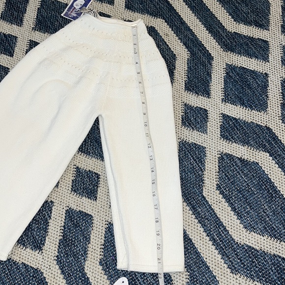 All white S&P sweater size XL - Picture 8 of 9